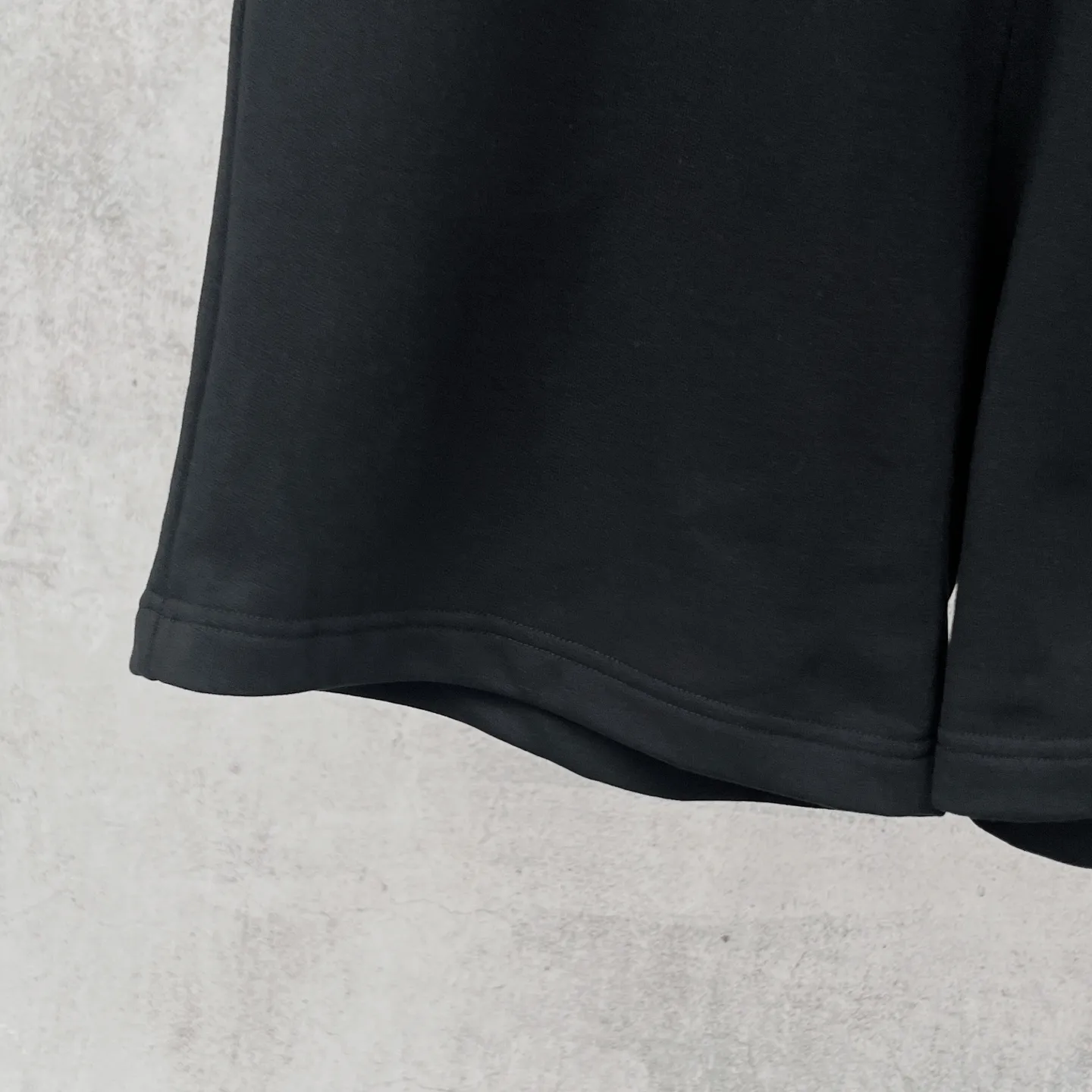 【 . Quality】BALENCI*GA/ .2026New Arrival 。 3M 。 . Authentic ， ！ ZP ， 460 ， . ， ， ， ， 。 . Same Style ：BL 267035 ：Black，White Size：XS S M L